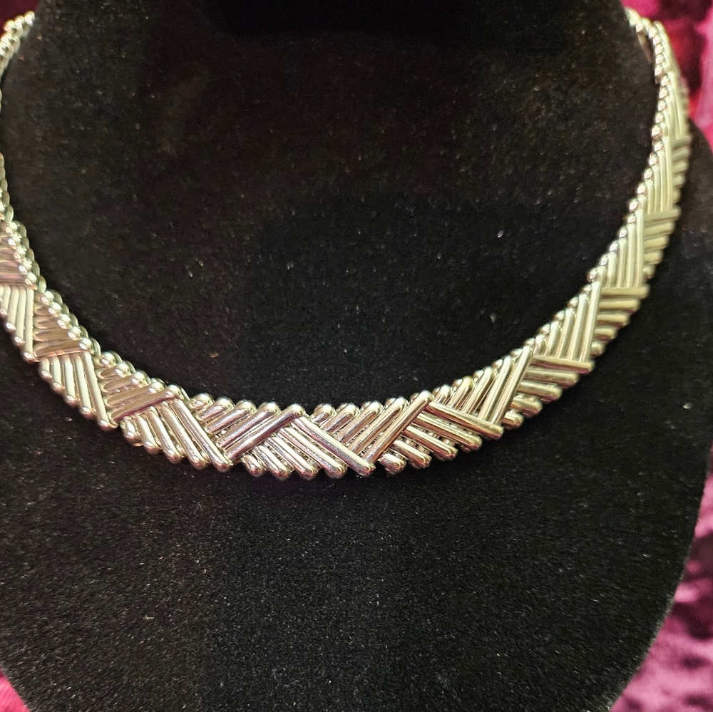 Monet Designer Choker - Picture 3 of 10
